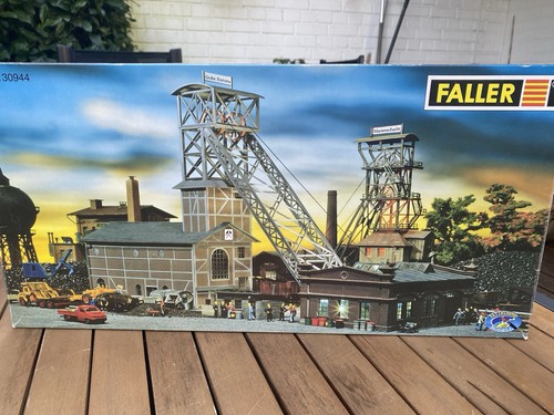 Faller 130944 grube - h0,